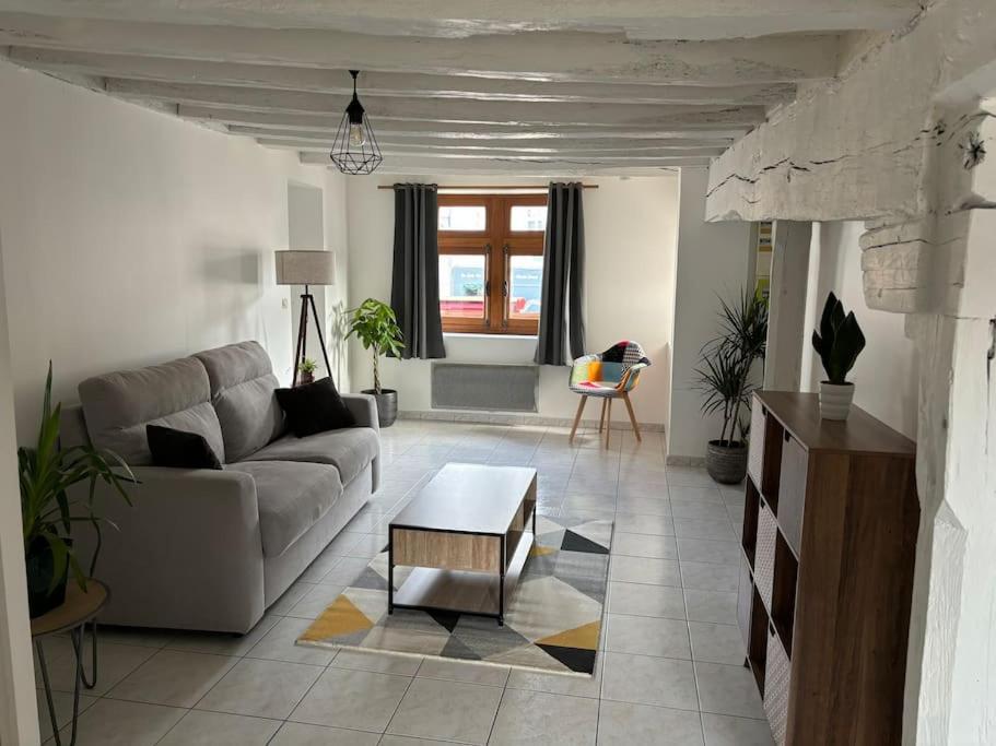 Situe Au Coeur De *