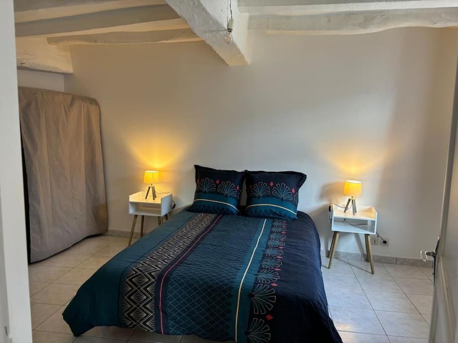 Appartement Situe Au Coeur De *